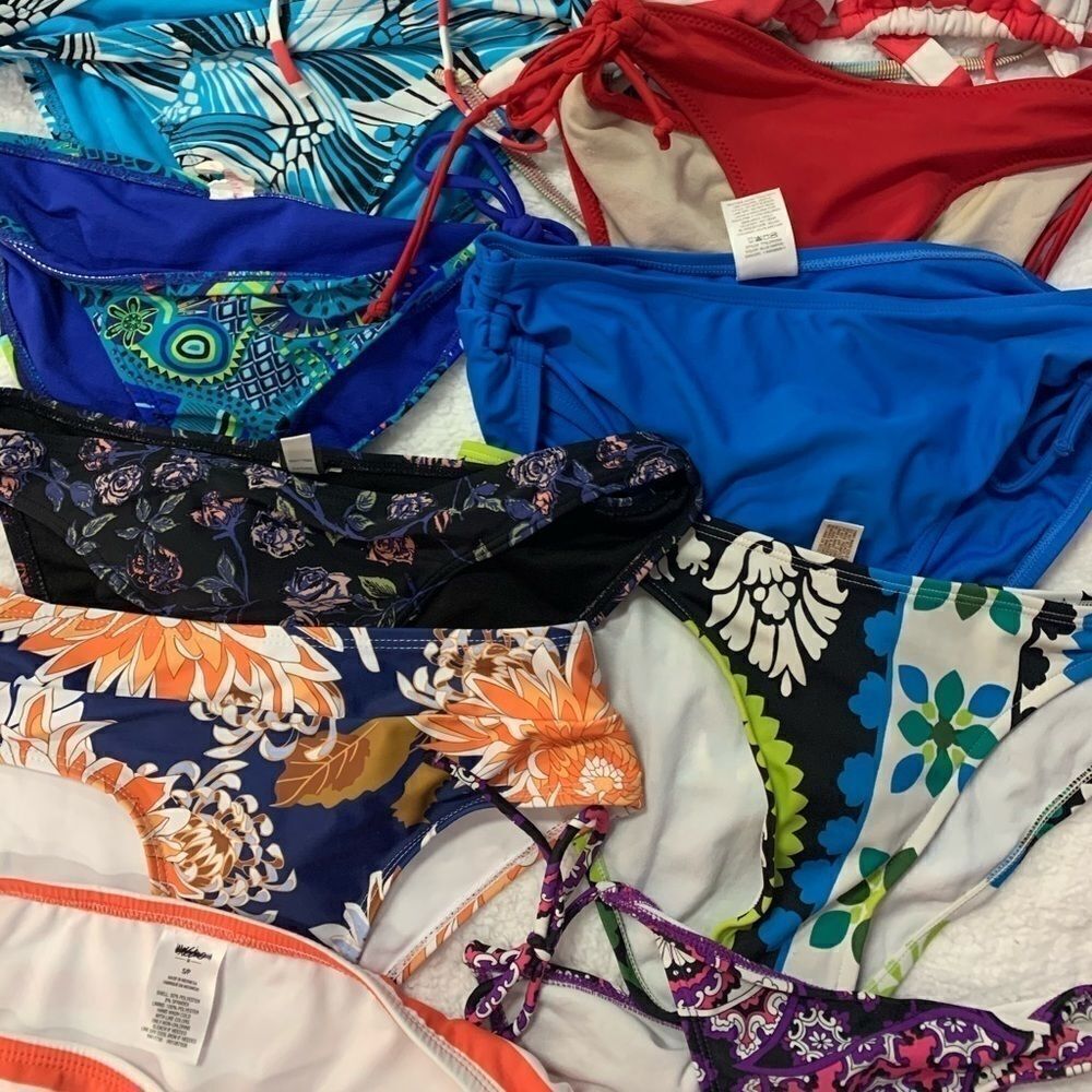 Bathing Suits Bundle (14) - Picture 8 of 16